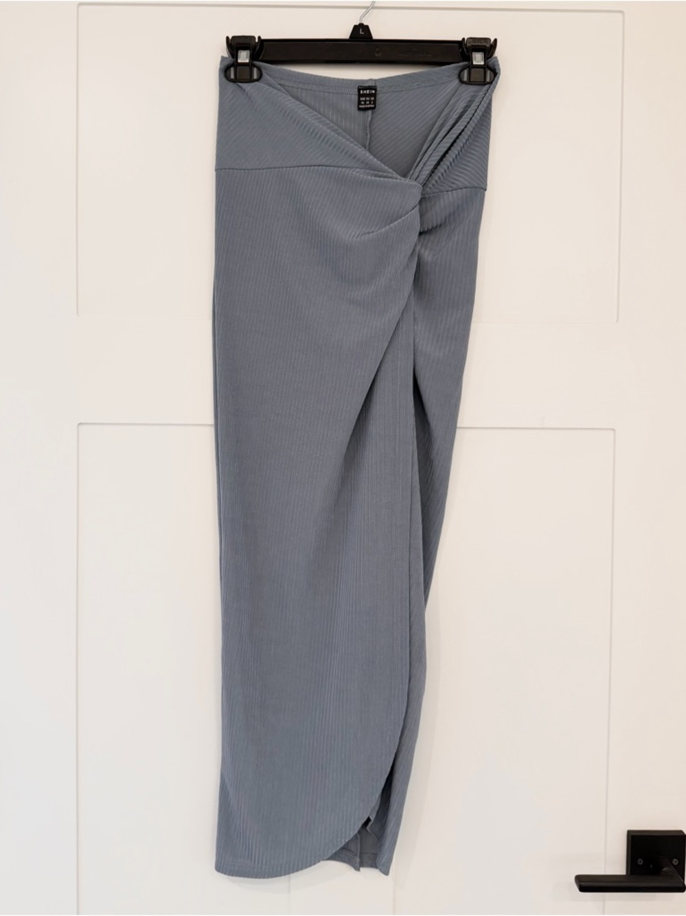 🌻3/$25Twist Front Midi Skirt in Slate Blue